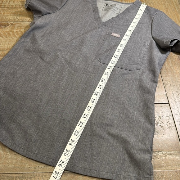 Figs technical collection scrub set graphite top size XS bottoms size S/P - Picture 6 of 17